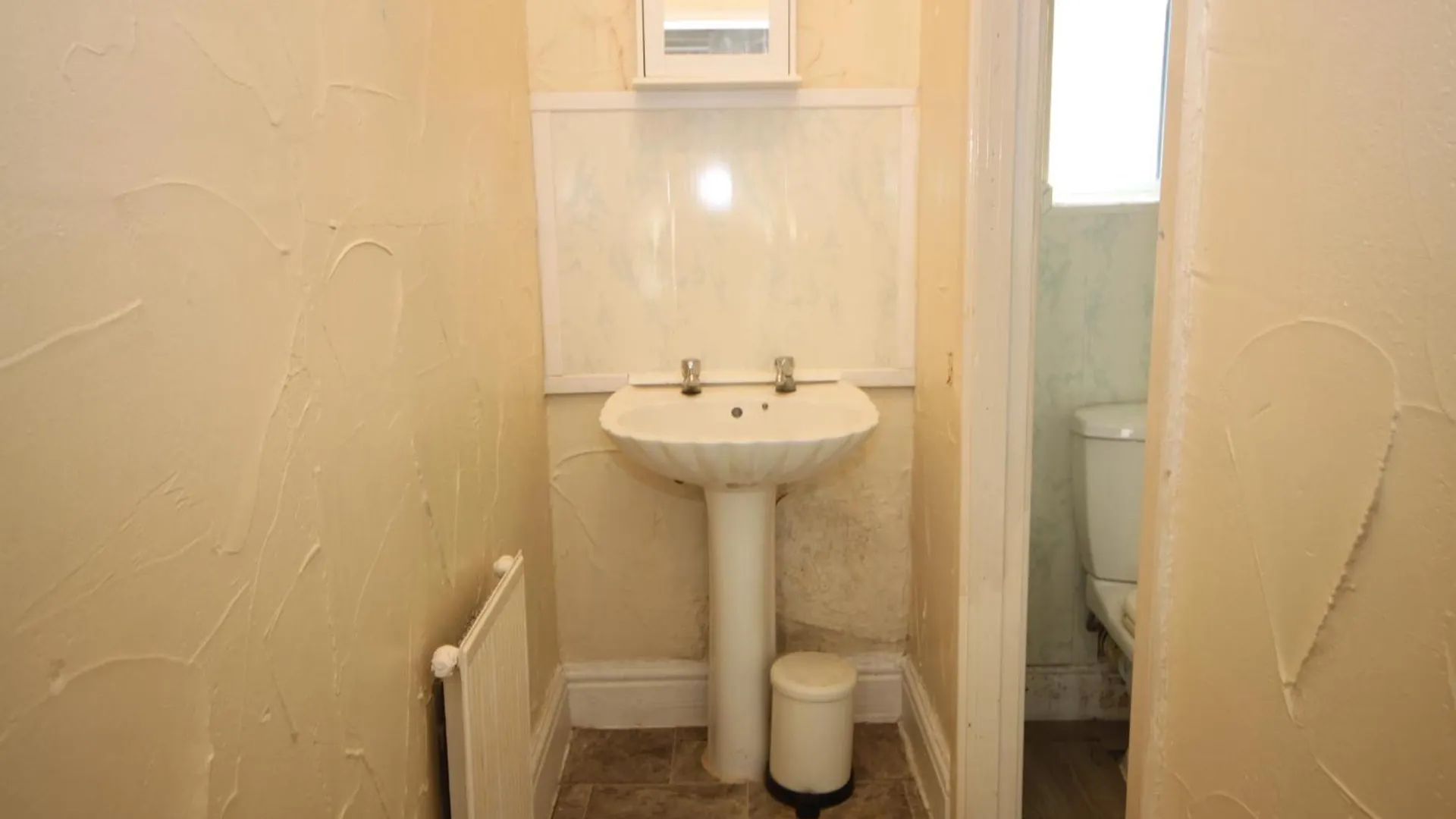 Barton Seaview, Self Catering Studio Apartments, Promenade & Central Beach Location, Families, Couples Or 23 Years Plus Only, Free Parking Blackpool 0*,  Reino Unido
