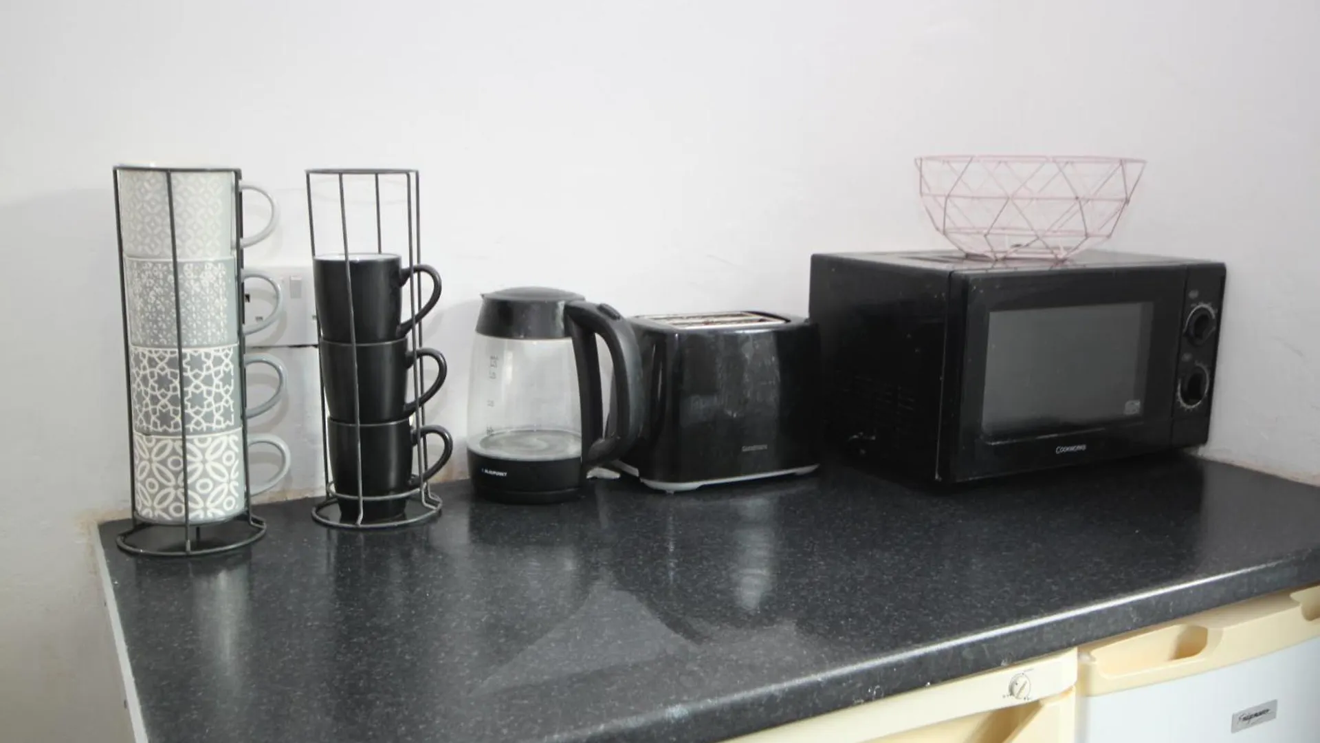 Apartment Cosy Casa: Beachfront Promenade Retreat with Free Parking Blackpool