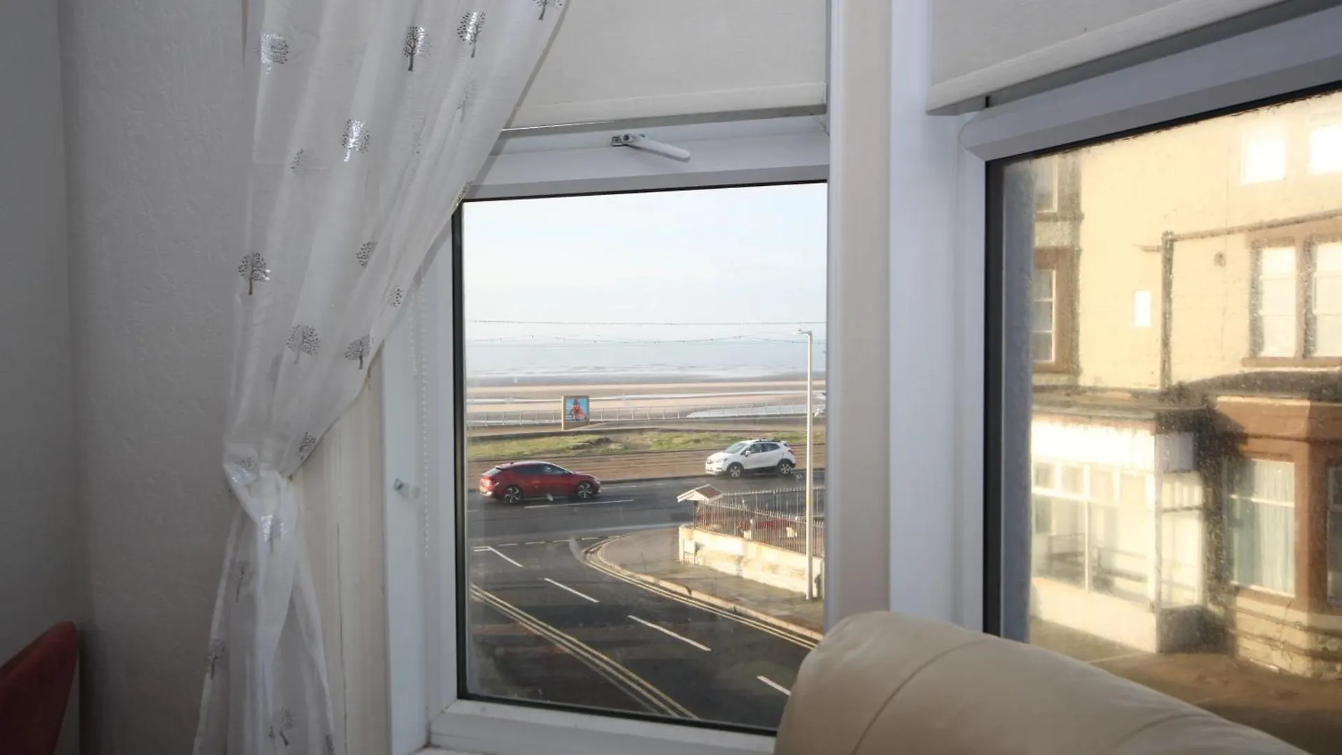Cosy Casa: Beachfront Promenade Retreat with Free Parking Blackpool United Kingdom